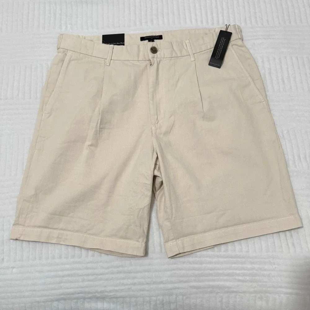 Banana Republic Pleated Buckle Shorts 9
